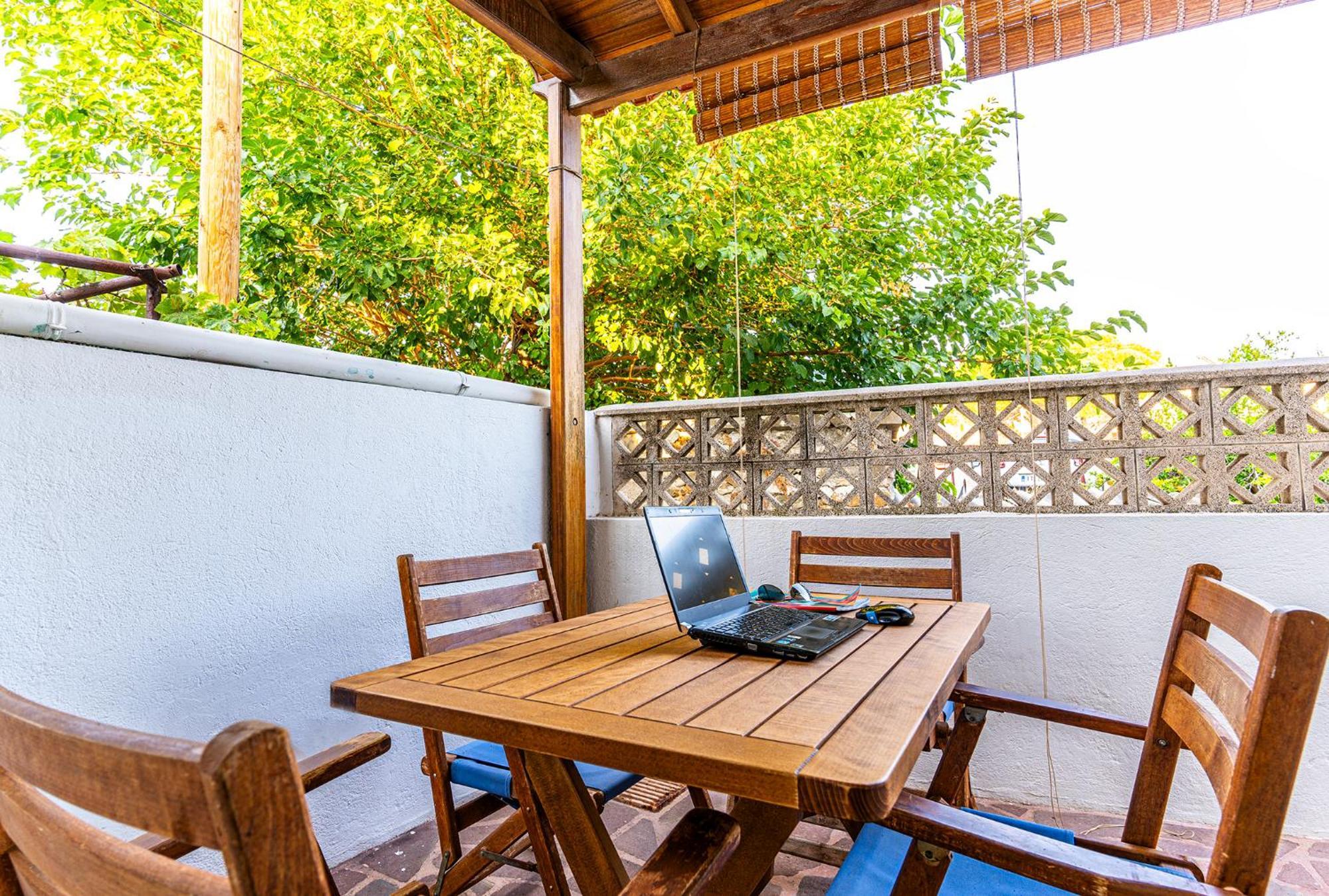 La Skala Eressos Holiday Apartments Exteriör bild